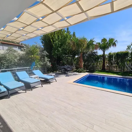 Szálloda With Jacuzzi And Backyard In Kalkan 4*
