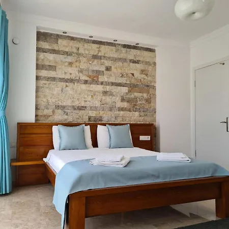 With Jacuzzi And Backyard In Kalkan Hotell Fethiye